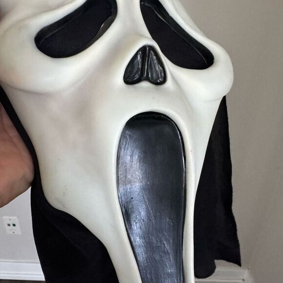 Vtg Scream Ghost Face Glow In The Dark Face  Mask Easter Unlimited - Picture 14 of 14